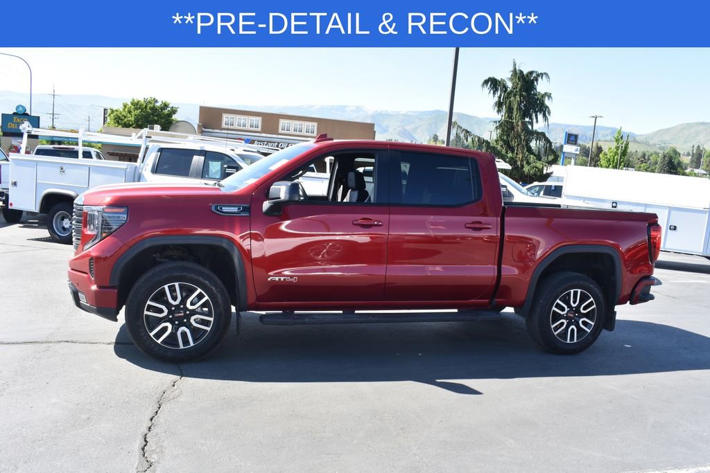 Used 2023 GMC Sierra 1500 AT4 w/ Technology Package AWD/4WD image 2