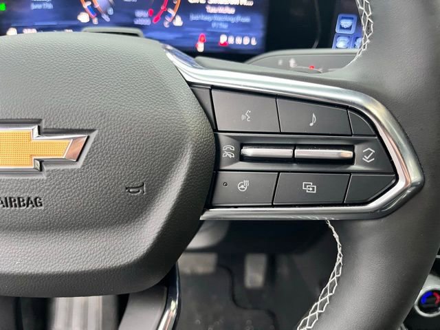 Used 2024 Chevrolet Traverse RS image 30