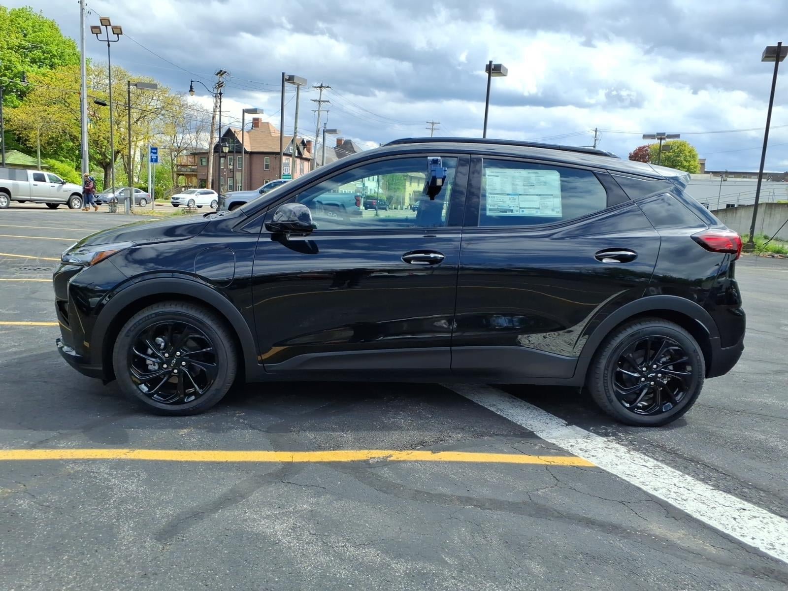 New 2027 Chevrolet Bolt RS w/ Technology Package FWD image 6