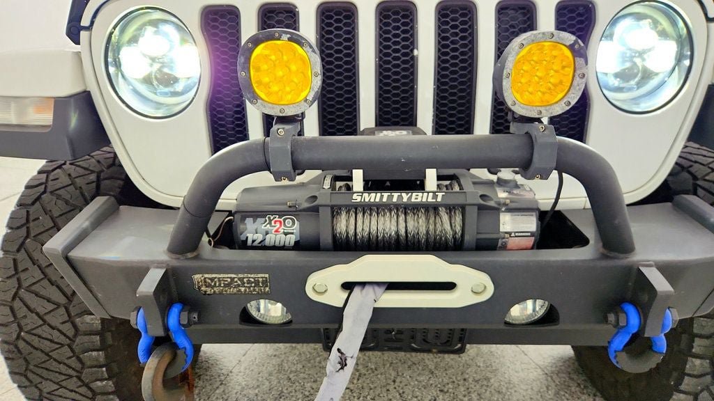 Used 2021 Jeep Wrangler Unlimited Sahara w/ Cold Weather Group AWD/4WD image 28