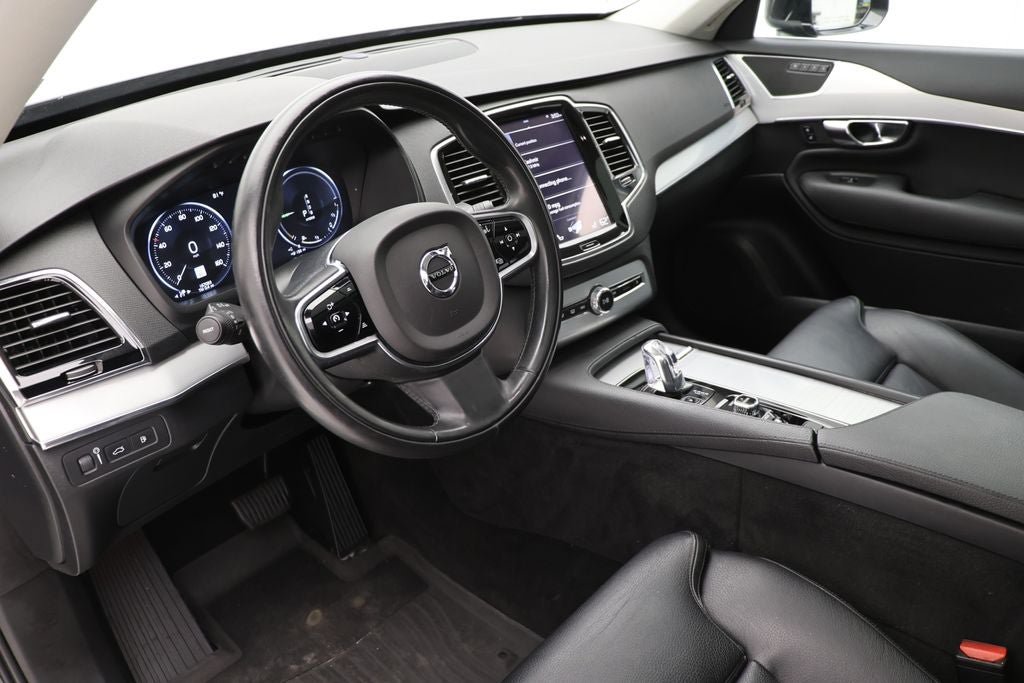 Used 2016 Volvo XC90 T8 Momentum w/ Vision Package AWD/4WD image 15