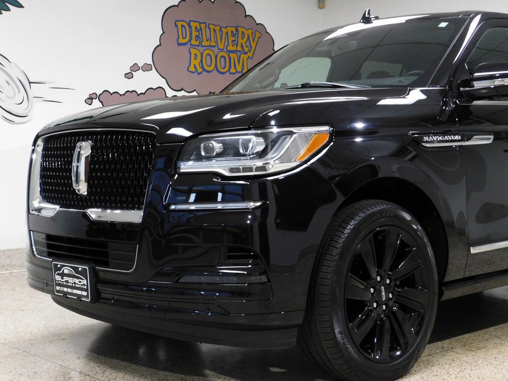 Used 2024 Lincoln Navigator L Reserve w/ Equipment Group 201A image 18