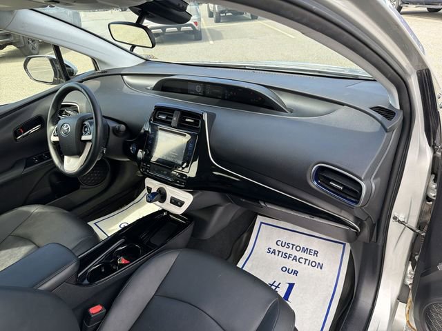 Used 2017 Toyota Prius Three Touring FWD image 30