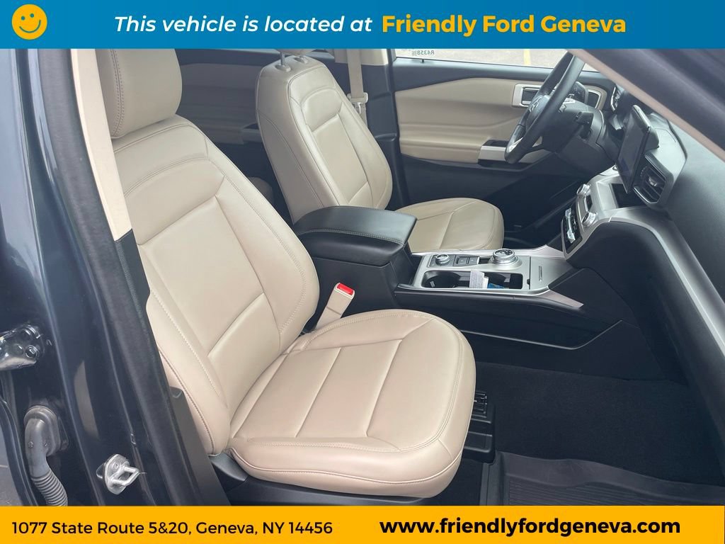 Used 2023 Ford Explorer XLT w/ Equipment Group 202A AWD/4WD image 15
