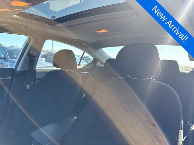 Used 2020 Hyundai Elantra Value Edition w/ Cargo Package (C1) FWD image 13