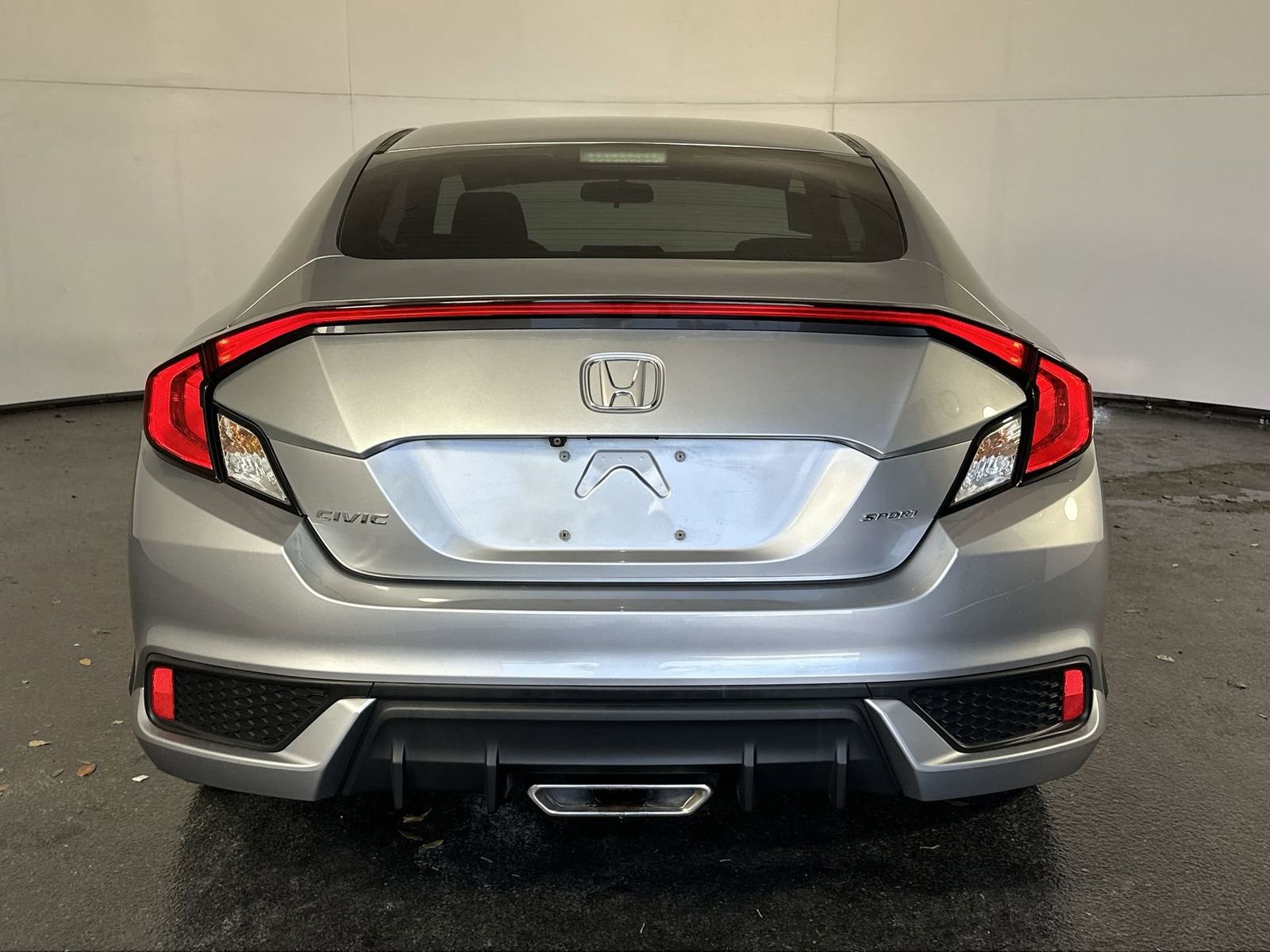 Used 2020 Honda Civic Sport image 13