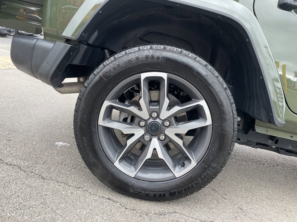 Used 2024 Jeep Wrangler Unlimited w/ Convenience Group image 12