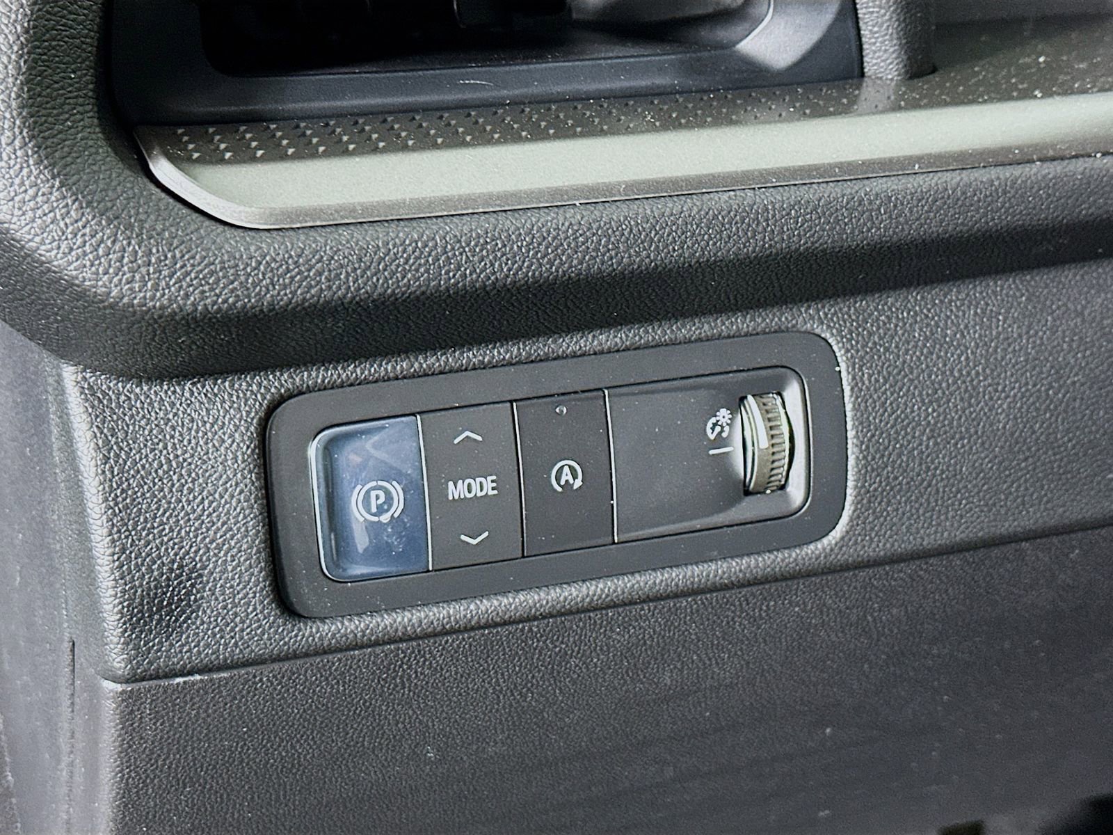 New 2026 Chevrolet Traverse LT image 10