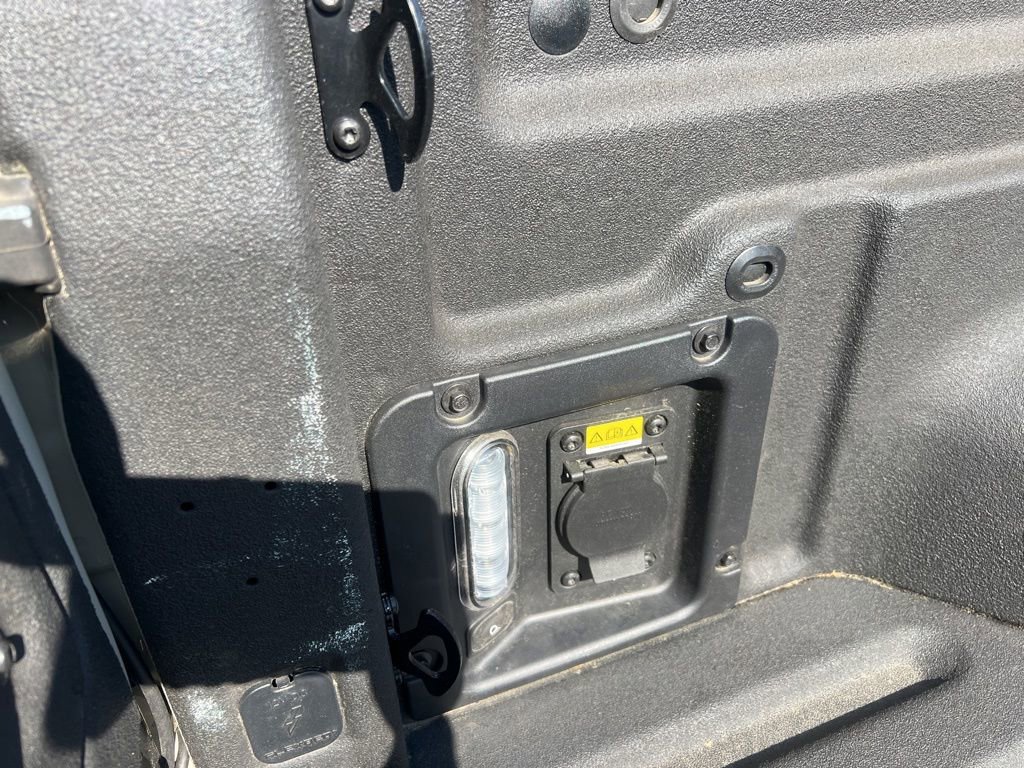 Used 2025 Ford Maverick XLT w/ XLT Luxury Package image 7