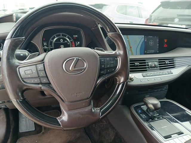 Used 2019 Lexus LS 500 RWD image 18