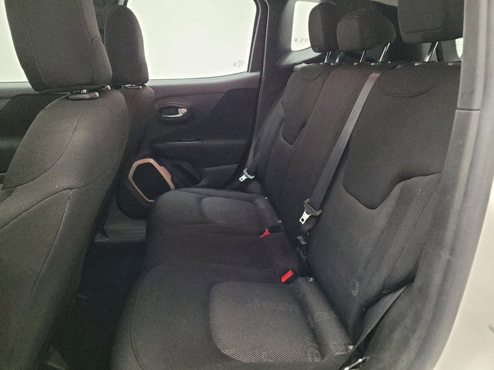 Used 2016 Jeep Renegade Sport w/ Power & Air Group FWD image 18