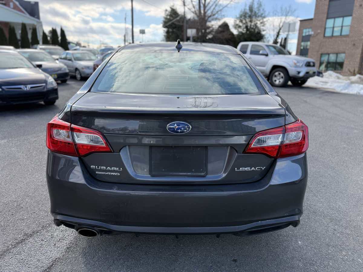 Used 2018 Subaru Legacy 2.5i Premium image 6