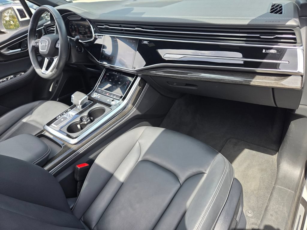 Used 2025 Audi Q7 3.0T Premium Plus AWD/4WD image 18