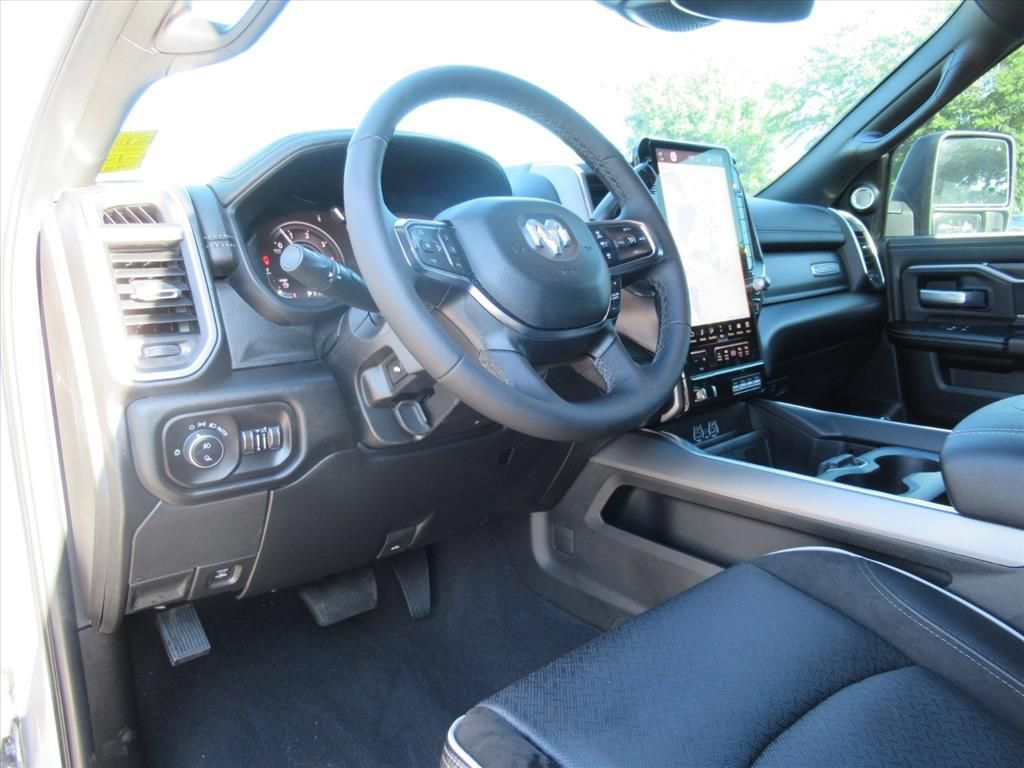Certified 2026 RAM 3500 Laramie AWD/4WD image 18