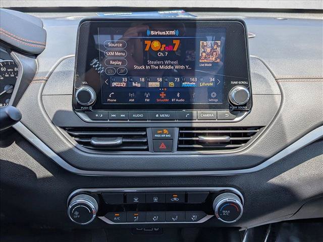 Used 2022 Nissan Altima 2.5 SR FWD image 14