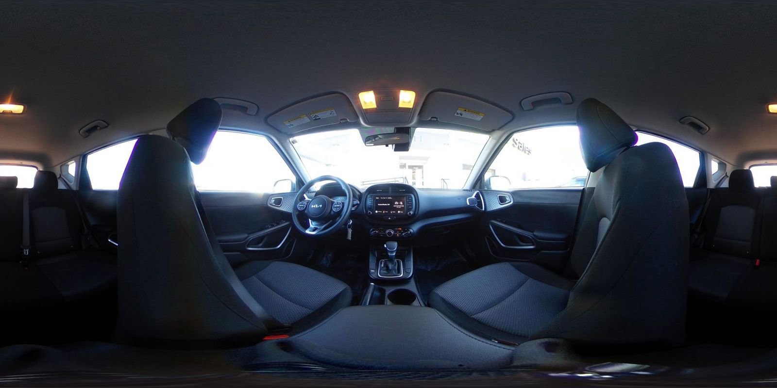 Used 2025 Kia Soul LX w/ LX Technology Package image 38