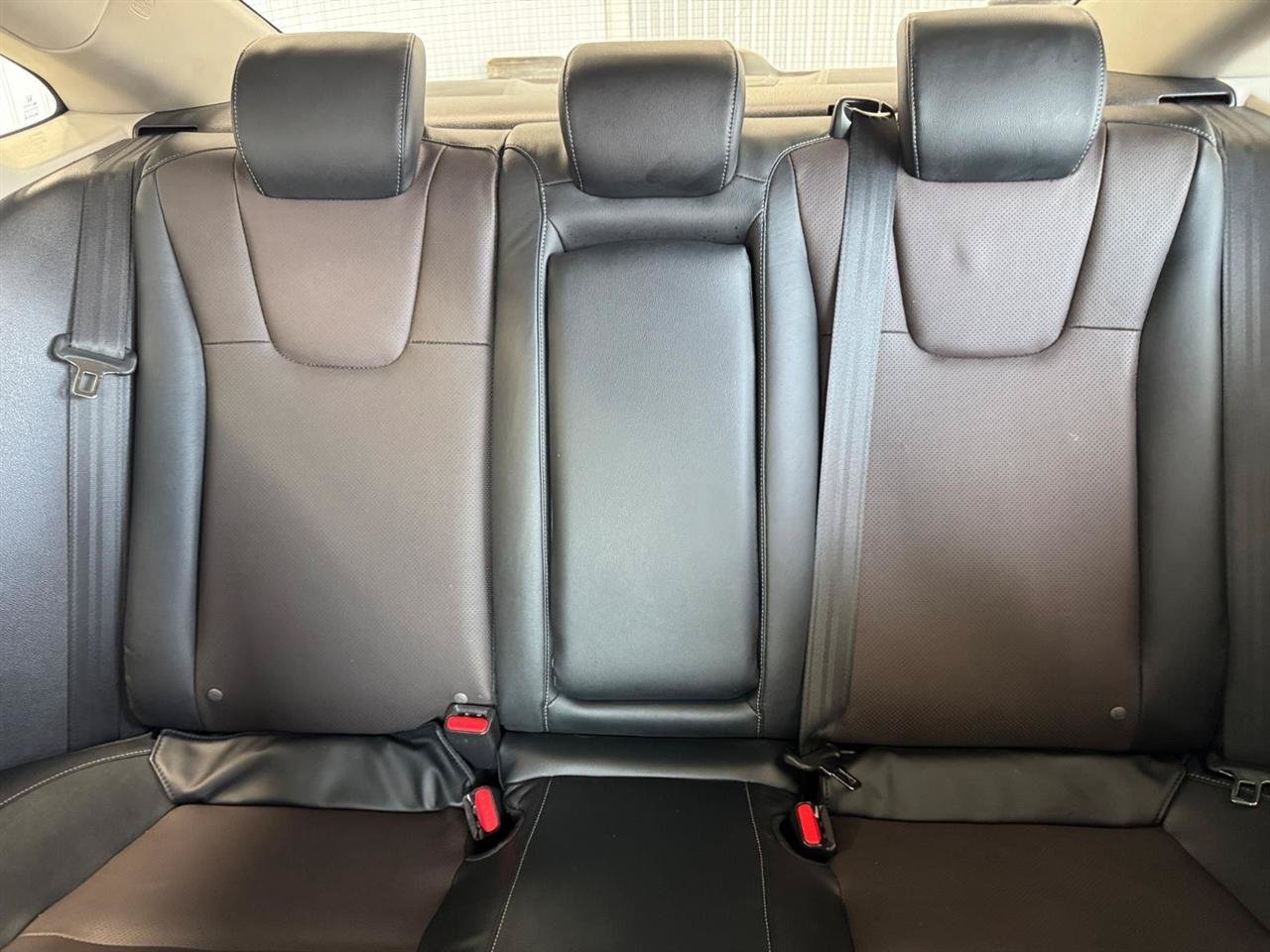 Used 2019 Honda Insight Touring image 10