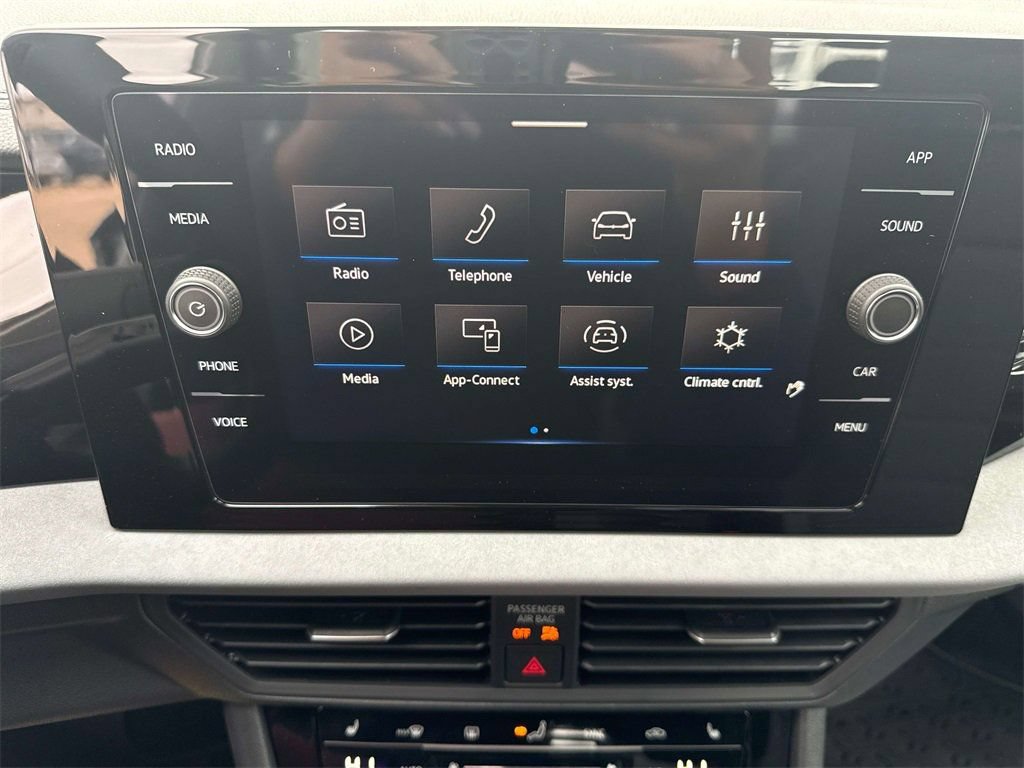 New 2026 Volkswagen Jetta SE FWD image 23