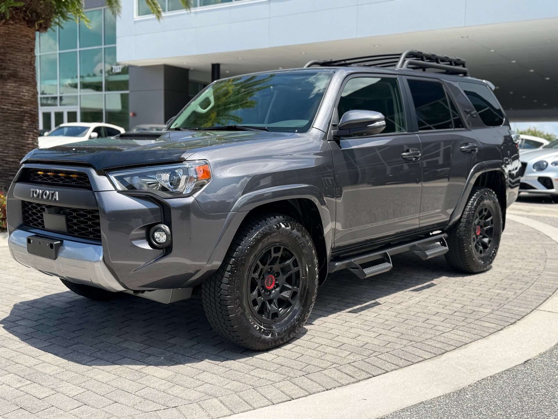 Used 2022 Toyota 4Runner TRD Off-Road Premium AWD/4WD image 11