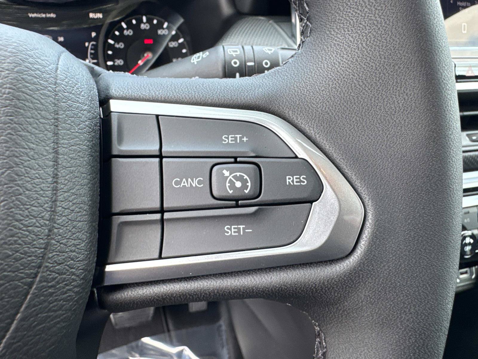 New 2026 Jeep Compass Latitude AWD/4WD image 28