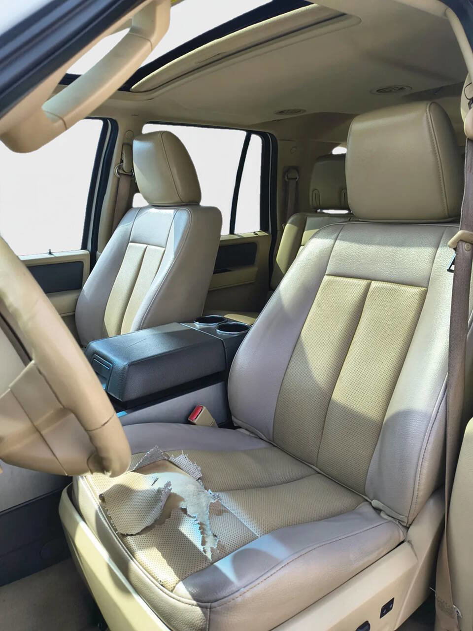 Used 2012 Ford Expedition EL XLT image 11