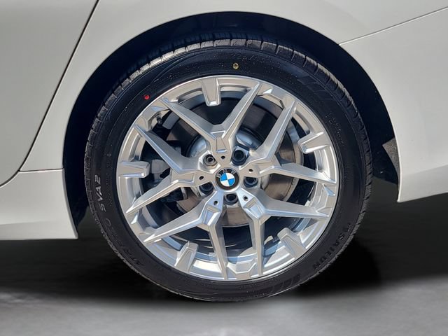 Used 2026 BMW 330i xDrive Sedan AWD/4WD image 9