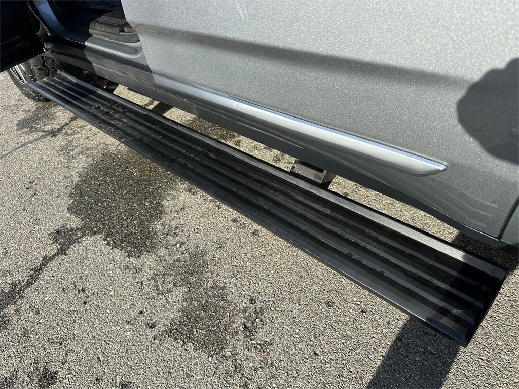 Used 2023 GMC Yukon Denali w/ Denali Reserve Package image 58