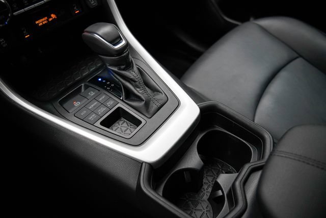 Used 2021 Toyota RAV4 XLE Premium AWD/4WD image 15