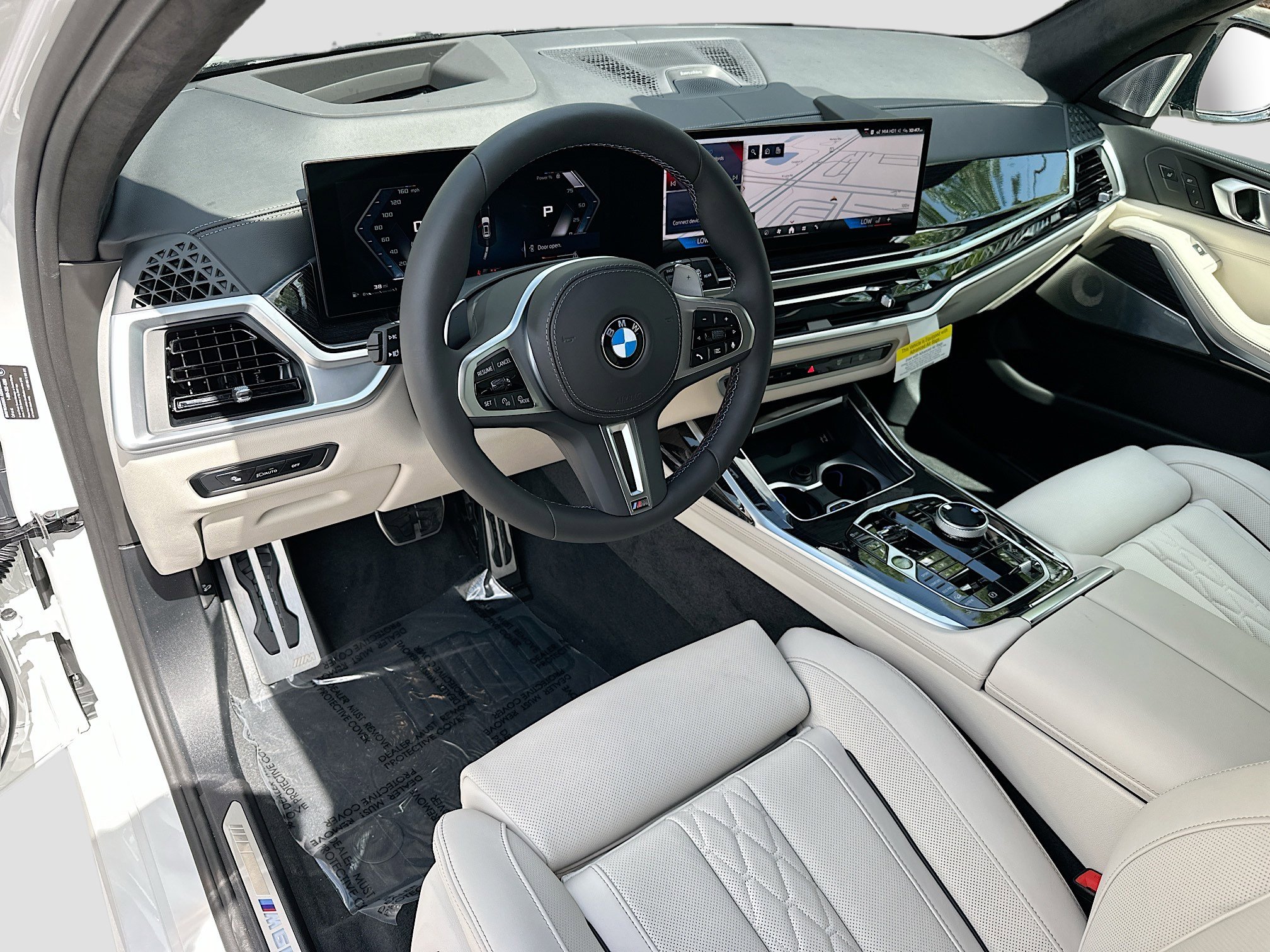 New 2026 BMW X7 M60i image 9
