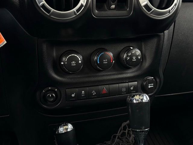 Used 2012 Jeep Wrangler Unlimited Sahara w/ Dual Top Group image 21