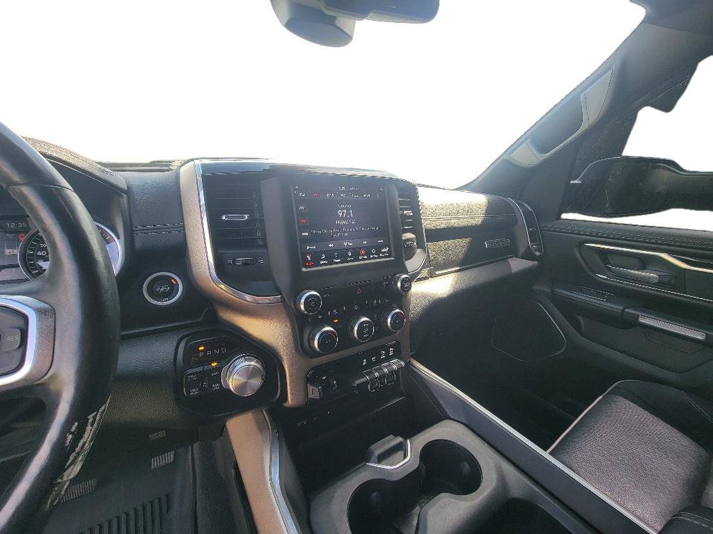 Used 2019 RAM 1500 Laramie w/ Sport Appearance Package AWD/4WD image 18