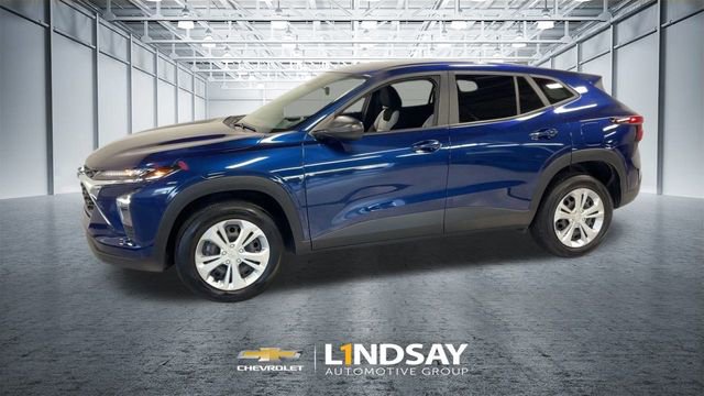 Used 2024 Chevrolet Trax LS image 6