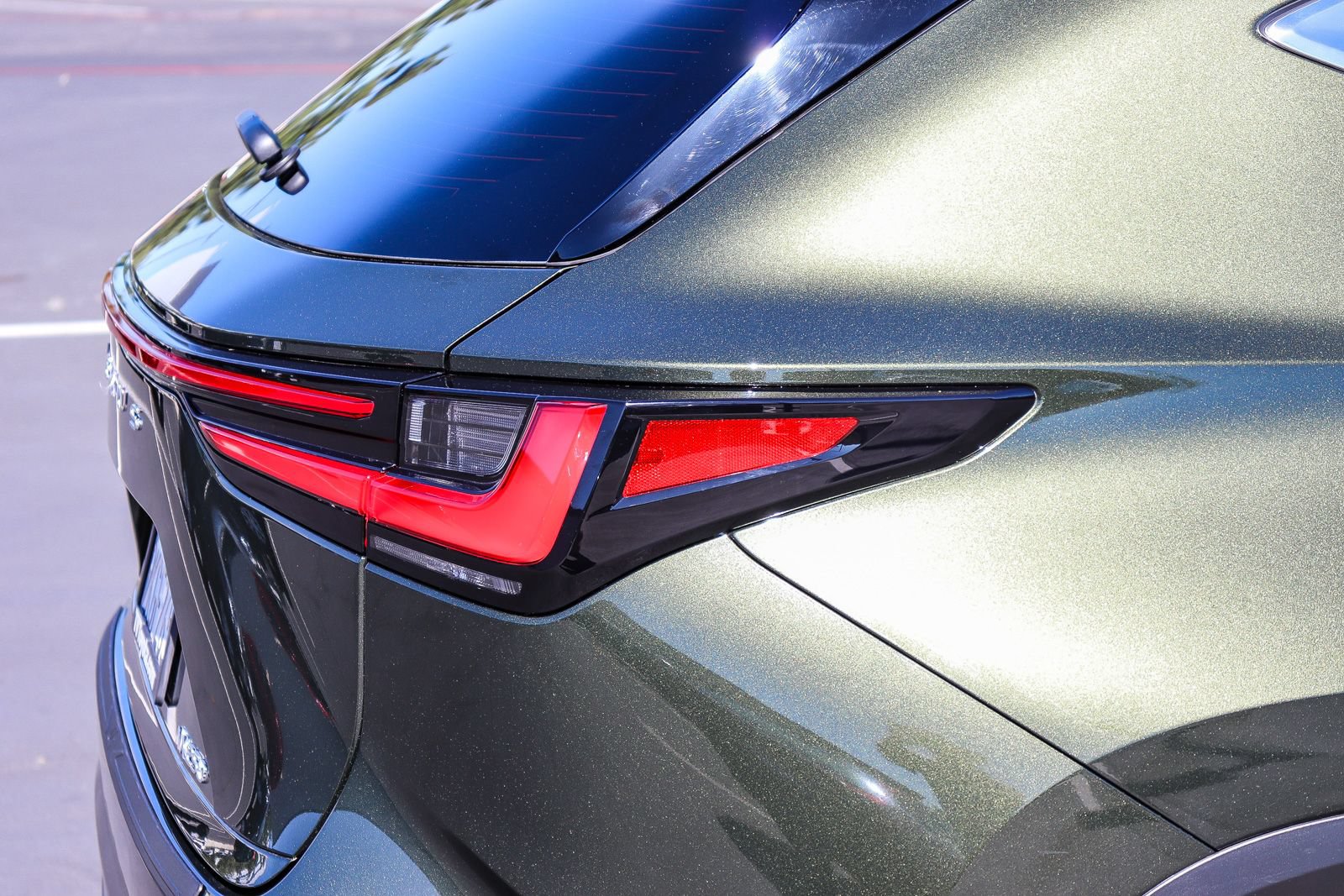 Used 2024 Lexus NX 250 FWD image 8