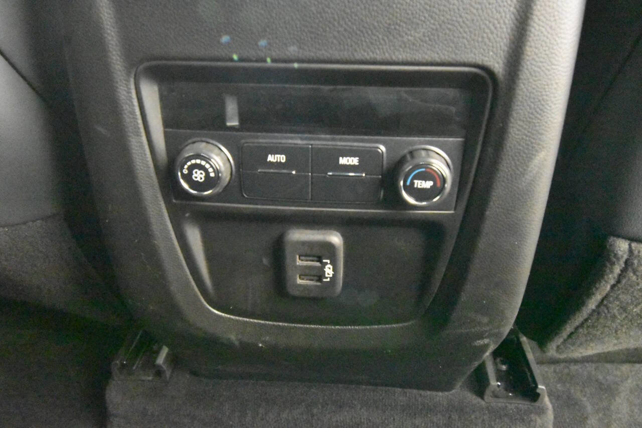 Used 2022 Buick Enclave Essence w/ Experience Buick Package image 24