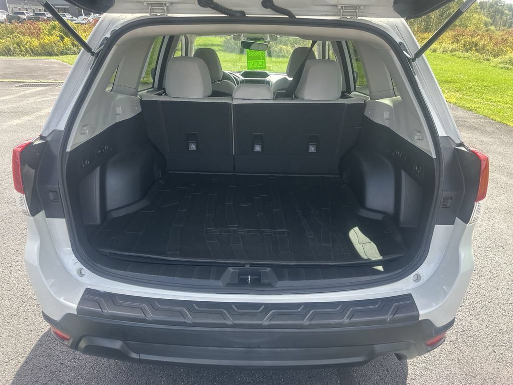 Used 2020 Subaru Forester Premium AWD/4WD image 30