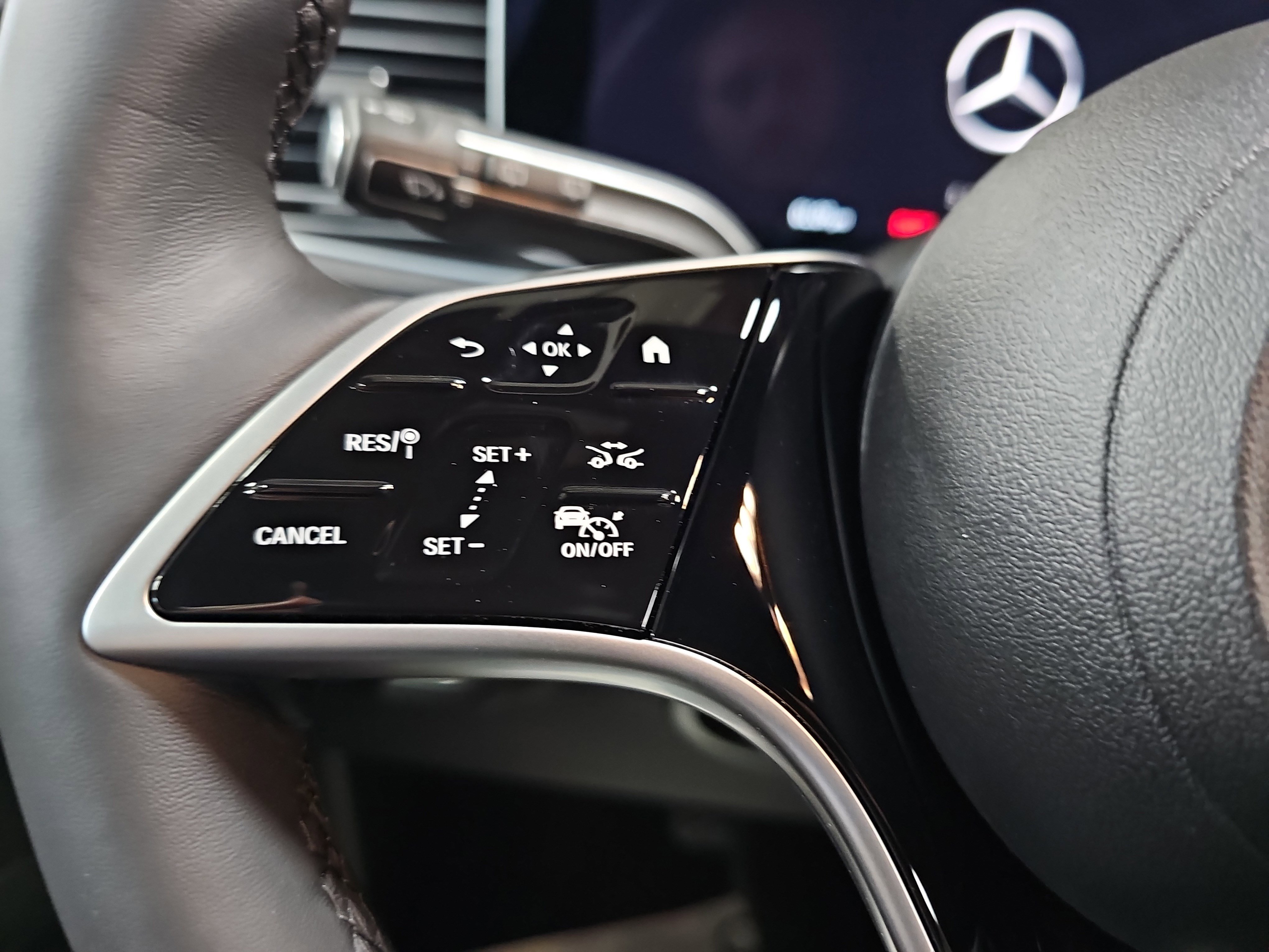 New 2026 Mercedes-Benz GLE 450 4MATIC image 18