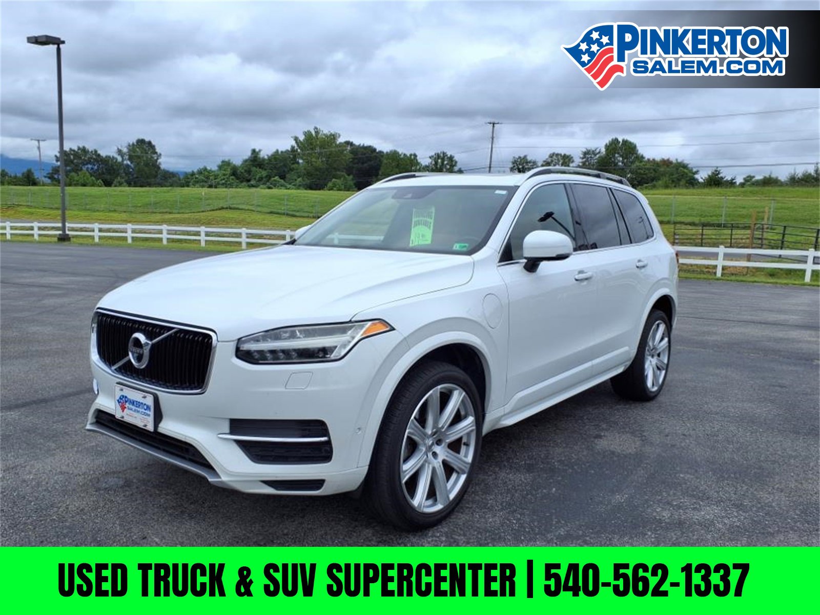 Used 2016 Volvo XC90 T8 Momentum image 8