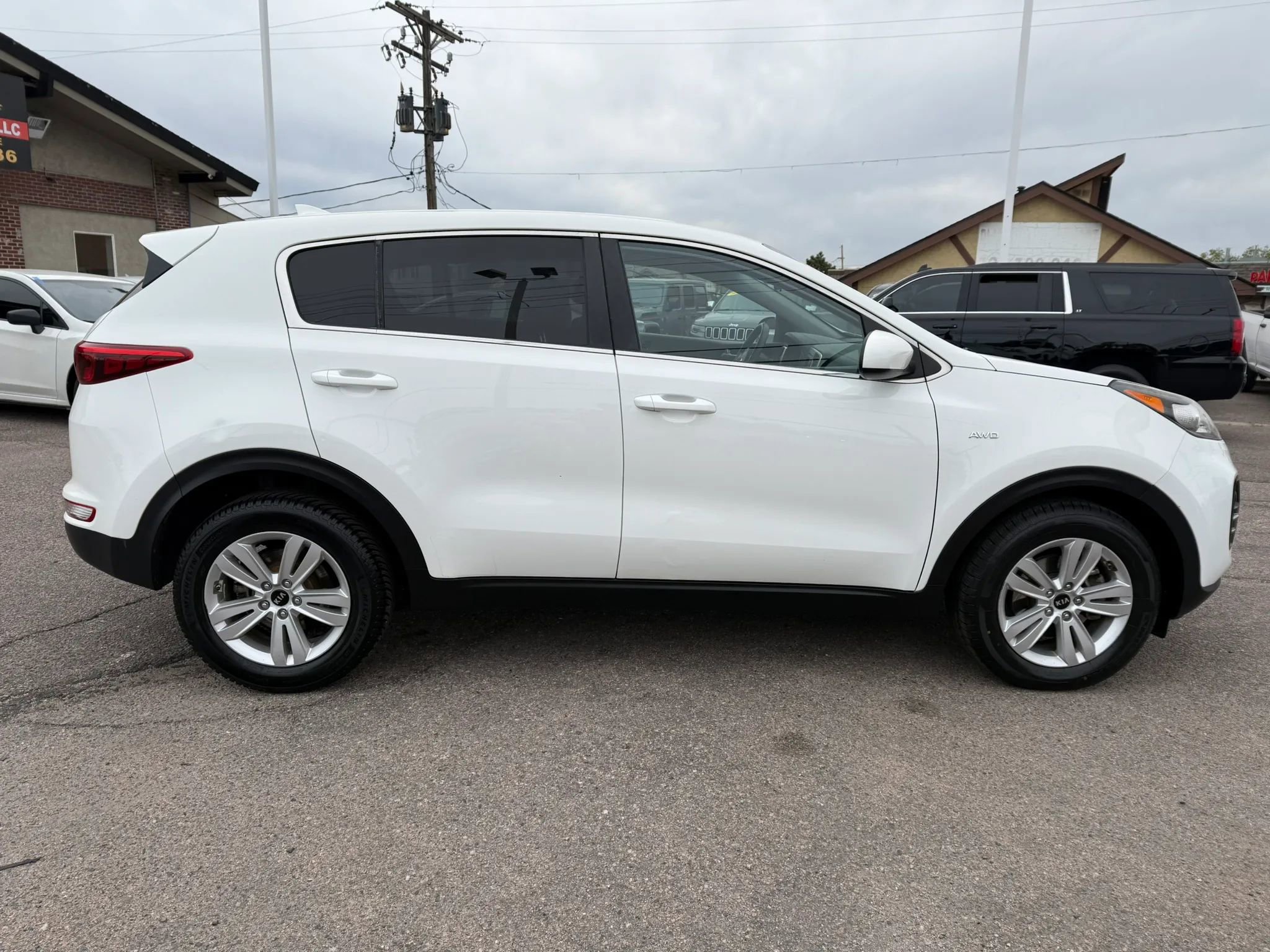 Used 2017 Kia Sportage LX AWD/4WD image 9