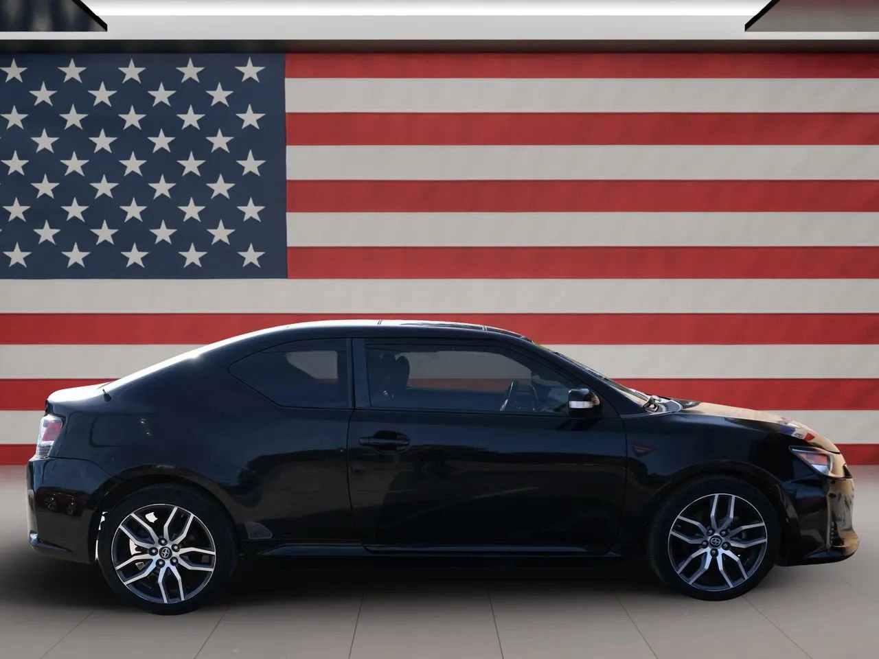 Used 2015 Scion tC image 7