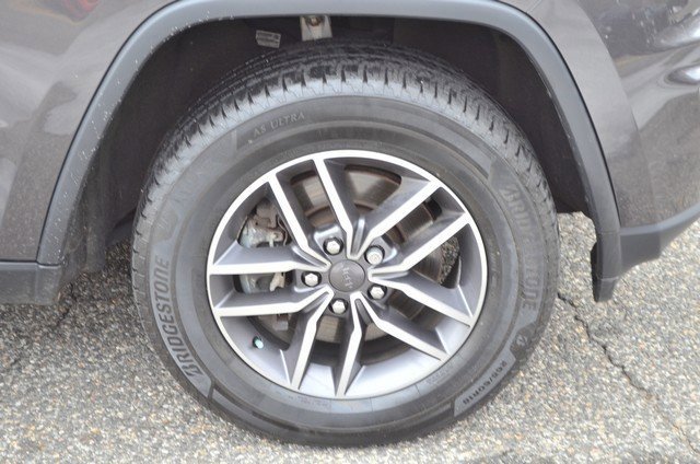 Used 2021 Jeep Grand Cherokee Limited w/ Luxury Group II image 10