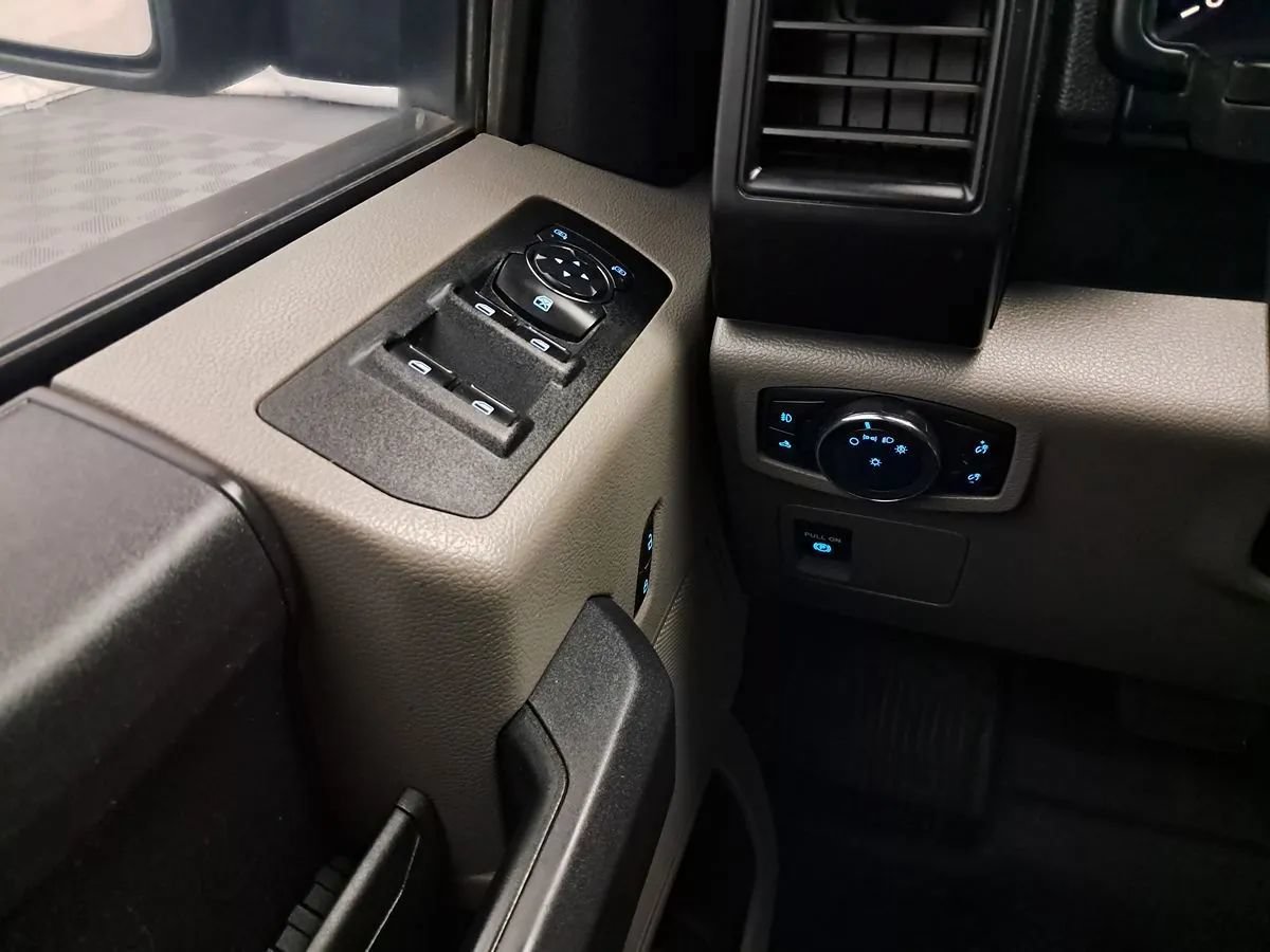Used 2019 Ford F150 XL w/ Equipment Group 101A Mid RWD image 15