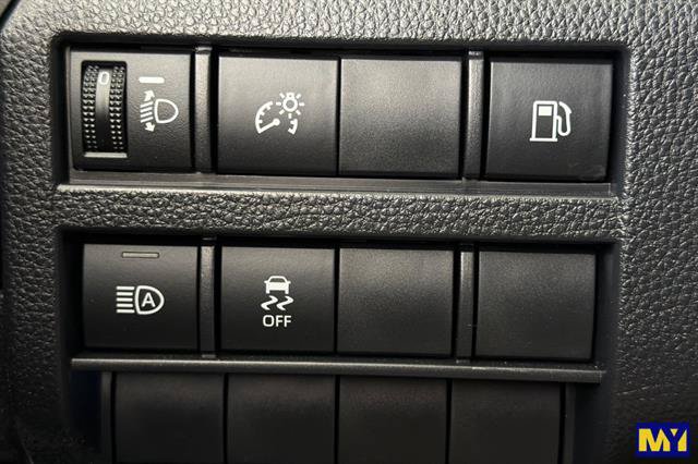 Used 2025 Toyota 4Runner SR5 AWD/4WD image 36