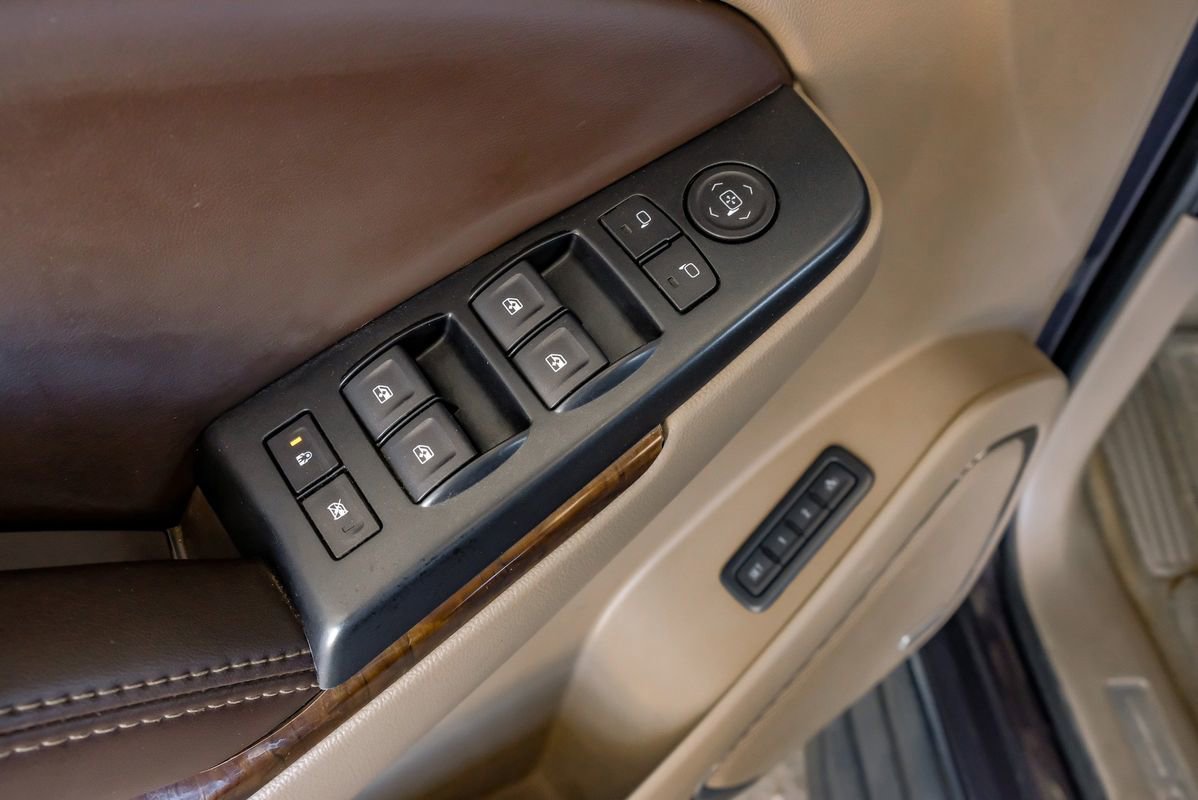 Used 2015 Chevrolet Suburban LT w/ Max Trailering Package image 45