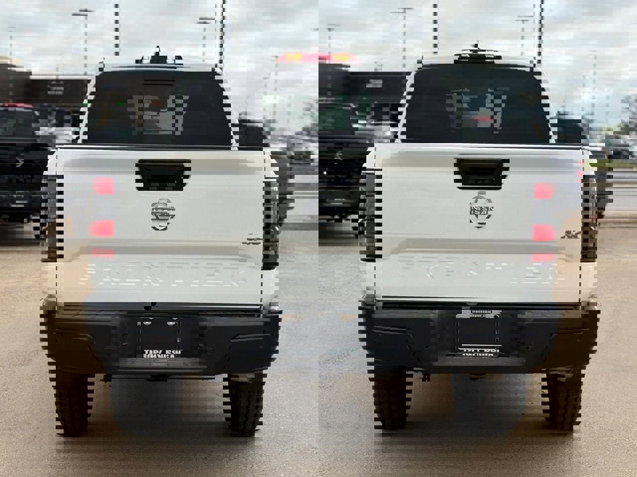 New 2026 Nissan Frontier S image 6