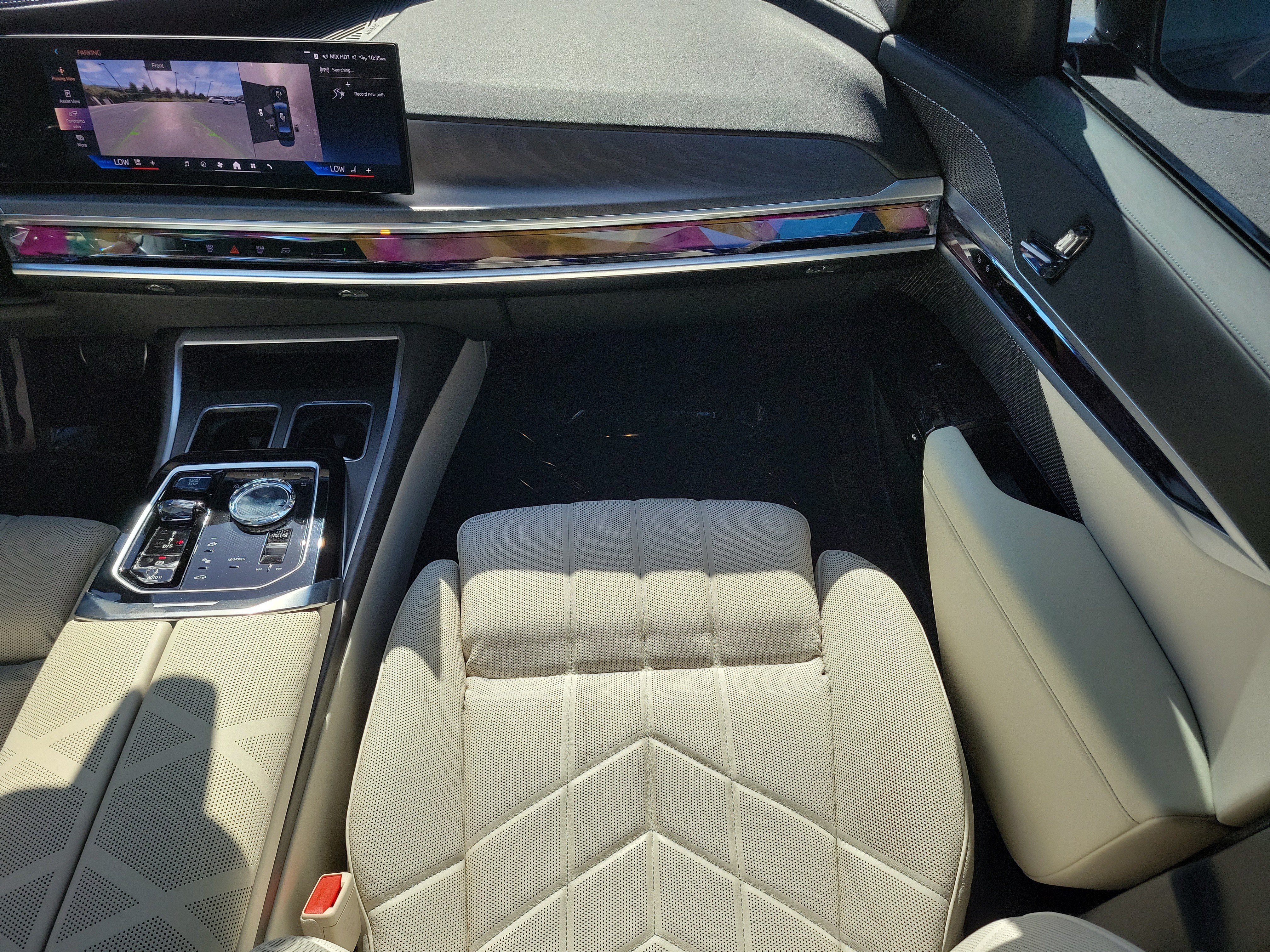 Used 2023 BMW 740i RWD image 15