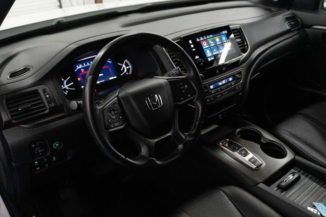 Certified 2023 Honda Passport TrailSport image 3