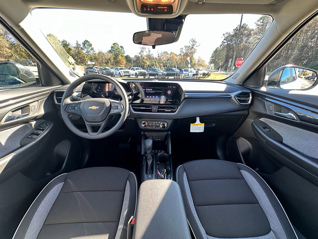 New 2026 Chevrolet TrailBlazer LS w/ LS Convenience Package FWD image 9