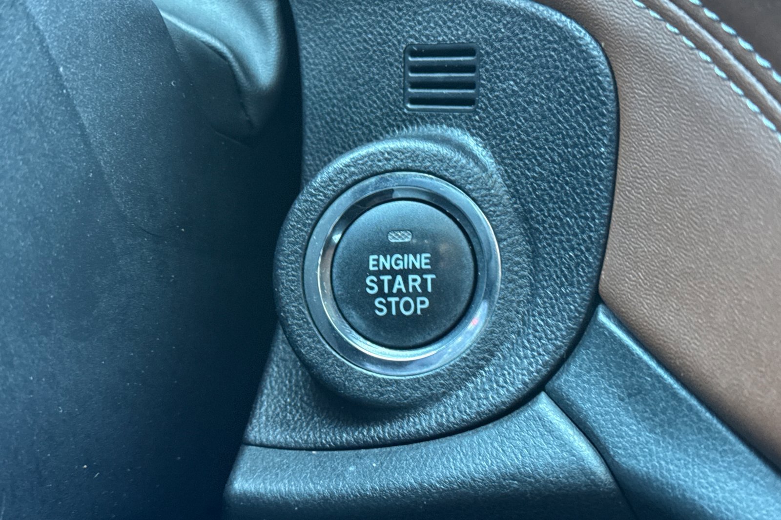 Used 2020 Subaru Outback Touring XT image 23