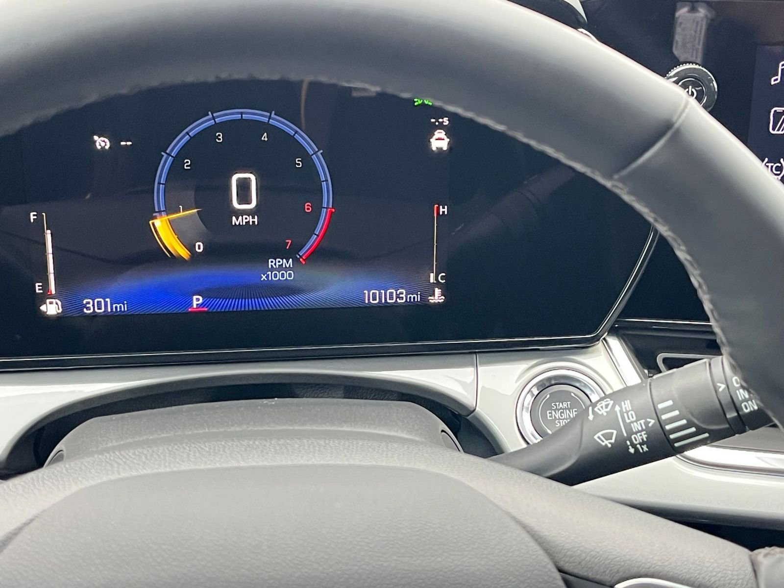 Used 2025 Chevrolet Trax LT w/ LT Convenience Package image 34