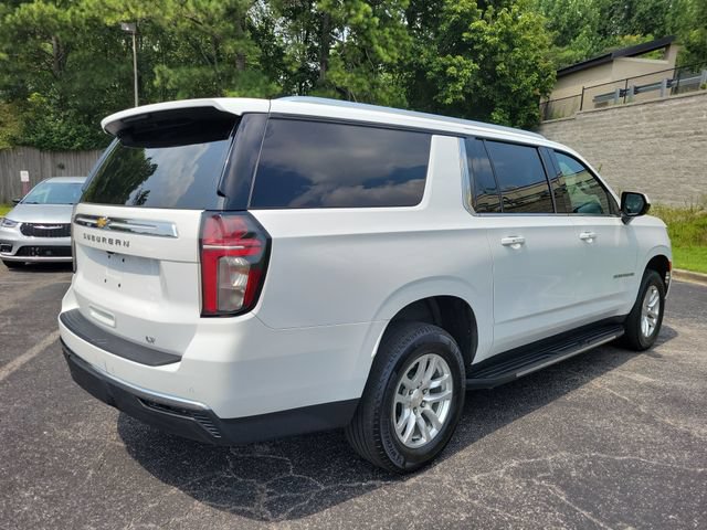 Used 2024 Chevrolet Suburban LT RWD image 5